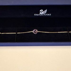 Swarovski gold bracelet with amethyst crystal